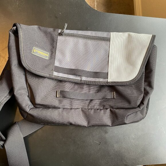 Timbuk2 Classic 14x12 Inch Messenger Bag Large Gray Black Laptop Luggage